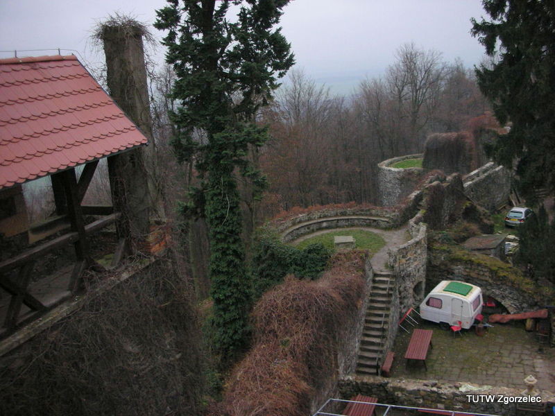 102.jpg